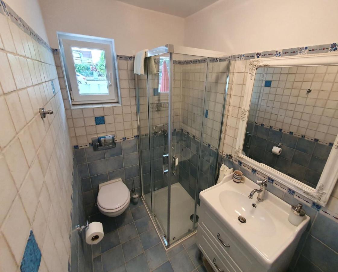 Mia 2 Apartmán *
